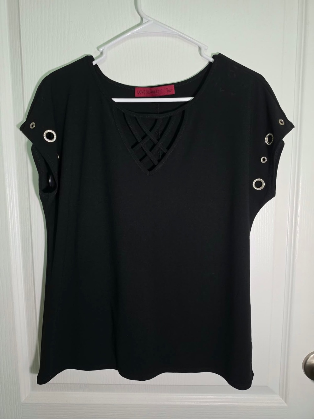 Black Short Sleeve Lattice V-Neck Top with Eyelet Sleeve Detail